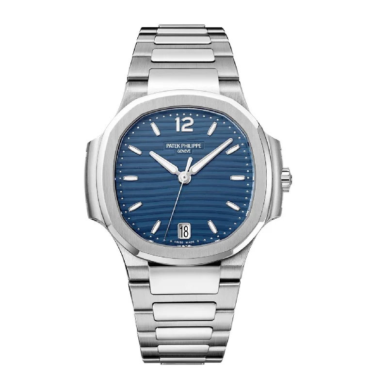 Patek Philippe Nautilus Ladies Automatic Watch. Stainless Steel. 35.2mm. Ref# 7118/1A-001