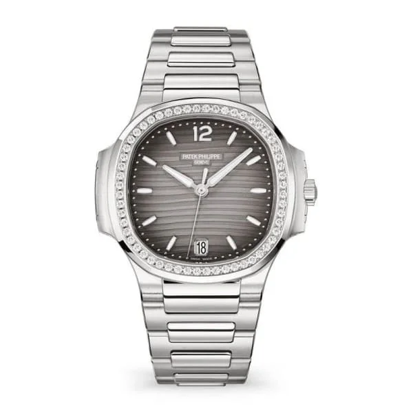 Patek Philippe Nautilus Ladies Automatic Watch. Stainless Steel and Diamonds. 35.2mm. Ref# 71181/200A-011