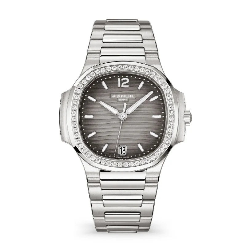 Patek Philippe Nautilus. Ref# 7118/1200A-011